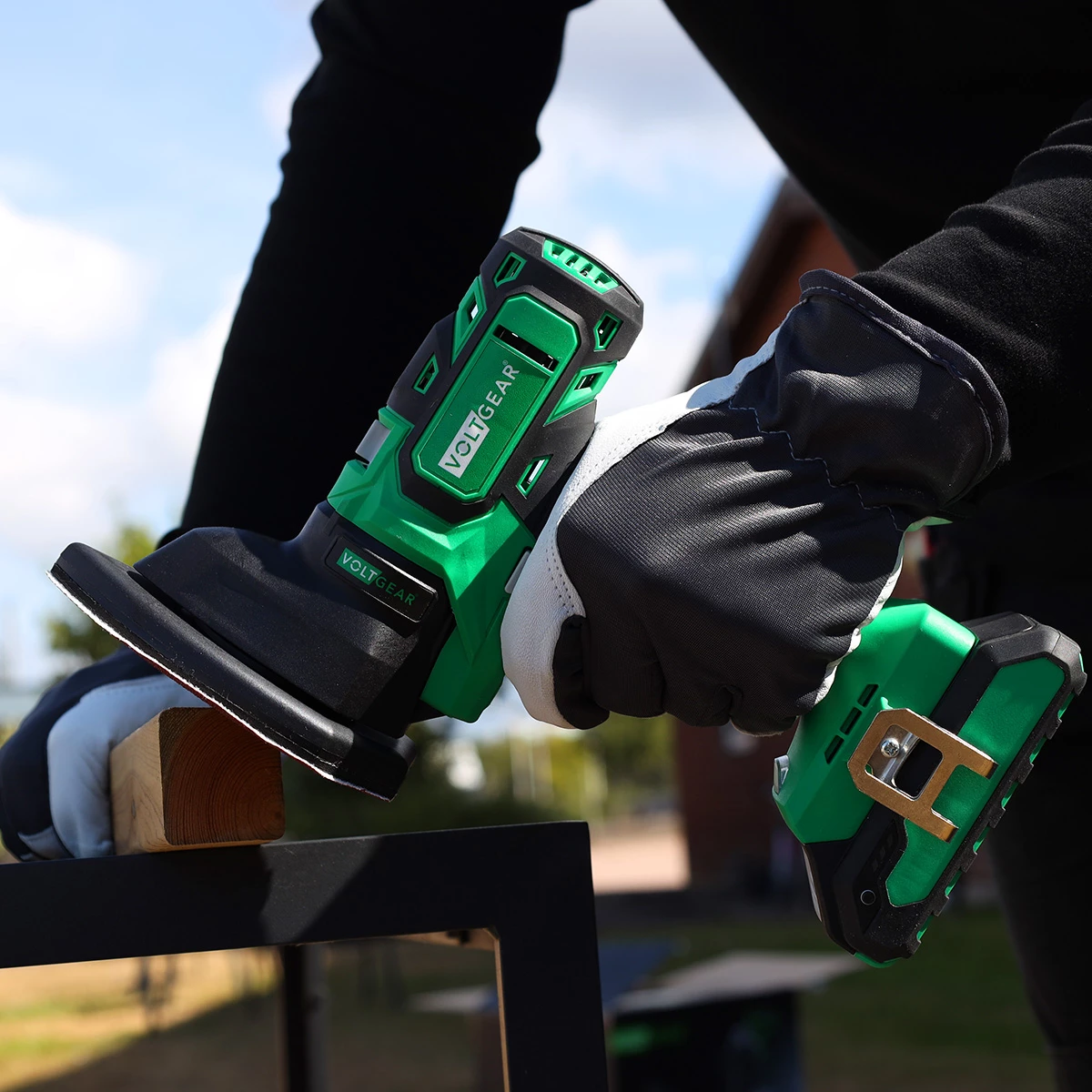 4-I-1 Verktyg Voltgear Plus 20V Med 2Ah Batteri & Laddare 6 4-I-1 Verktyg Voltgear Plus 20V Med 2Ah Batteri & Laddare - Bild 4